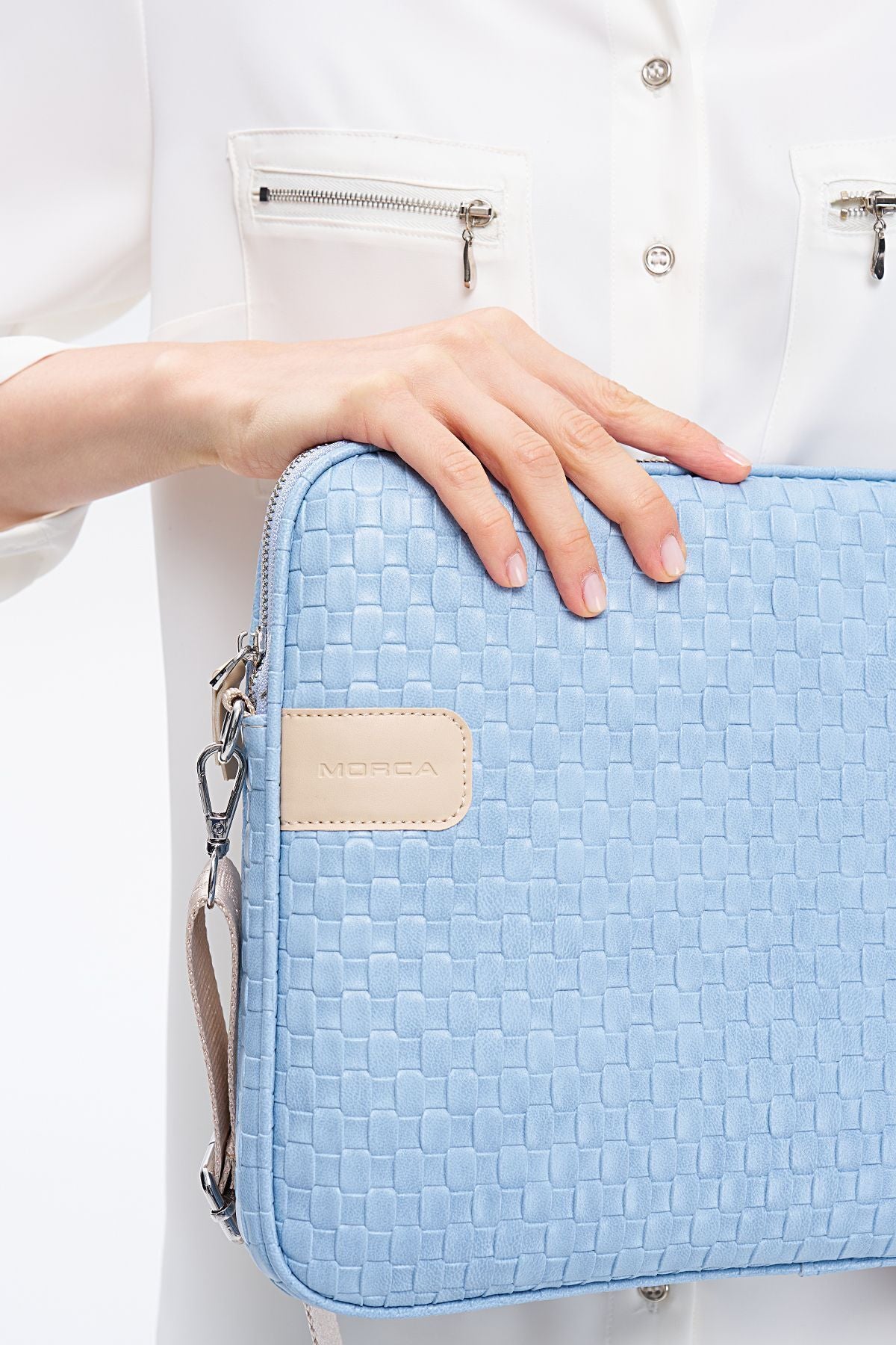 Macbook Air Pro 13.3 ve 14 İnç Hasır Mavi Laptop Kılıfı Şık ve Kullanışlı