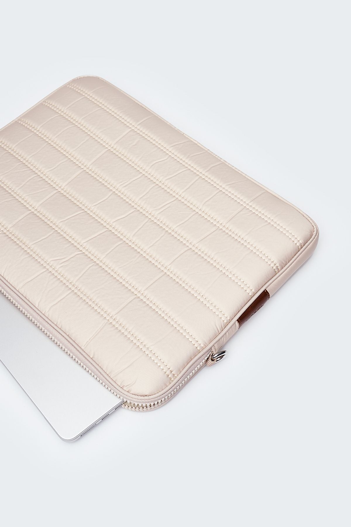 Macbook Air/Pro 13" ve 14" Inç Su Geçirmez Laptop Kılıfı Bej