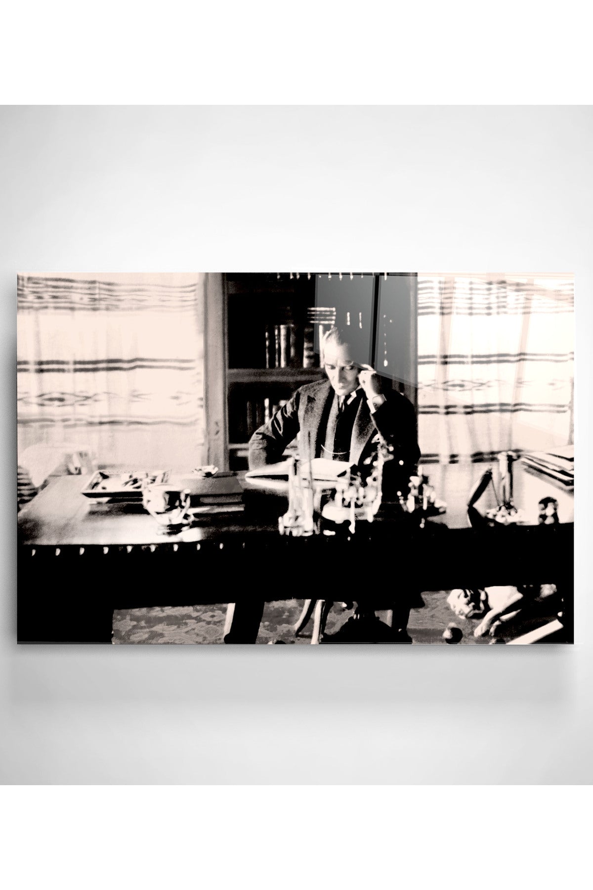 Dekoratif Atatürk Dekoratif Cam Tablo (70 x 105)