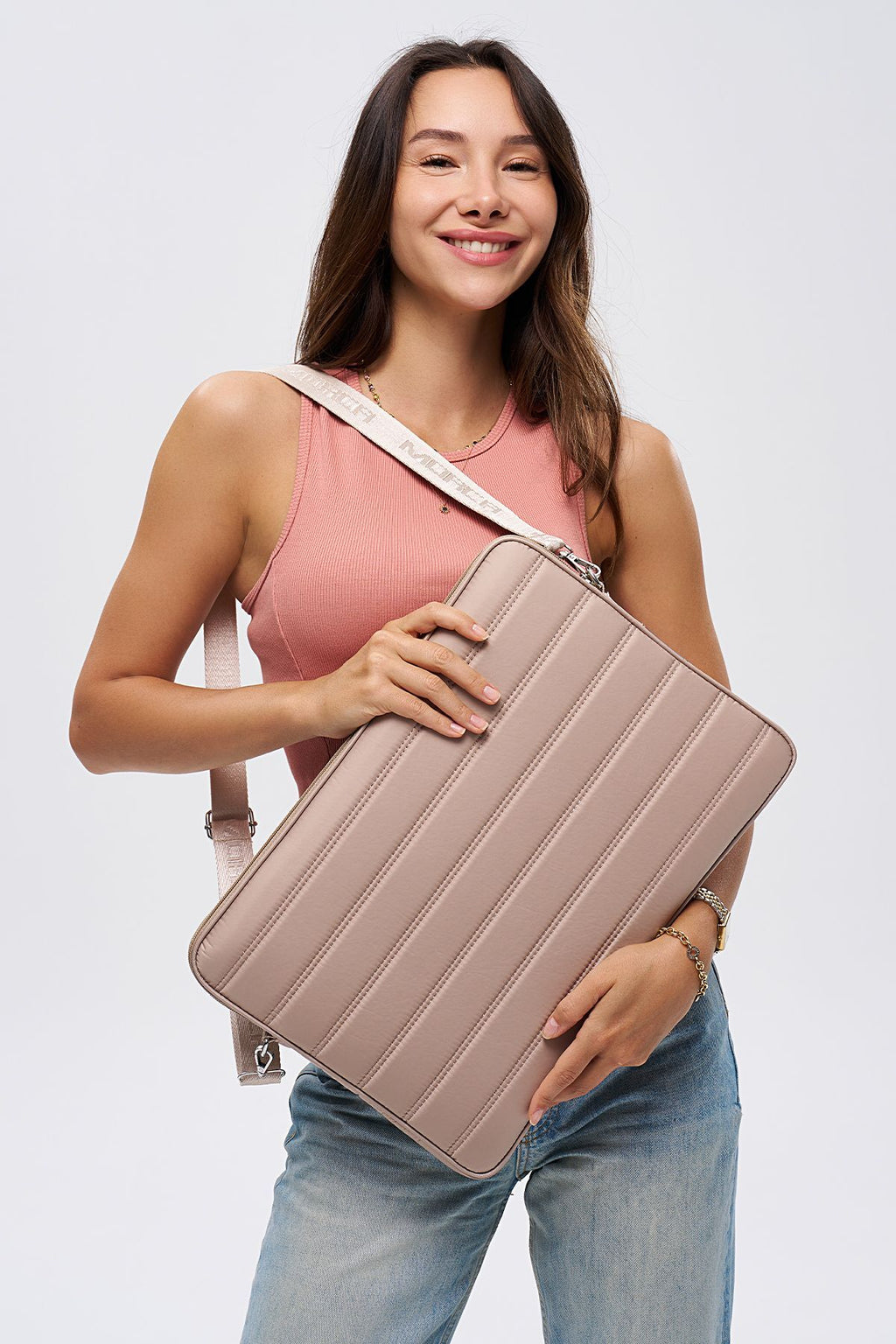 Su Geçirmez Kumaş Laptop Kılıfı 15.6" ve 16" Inç Vizon