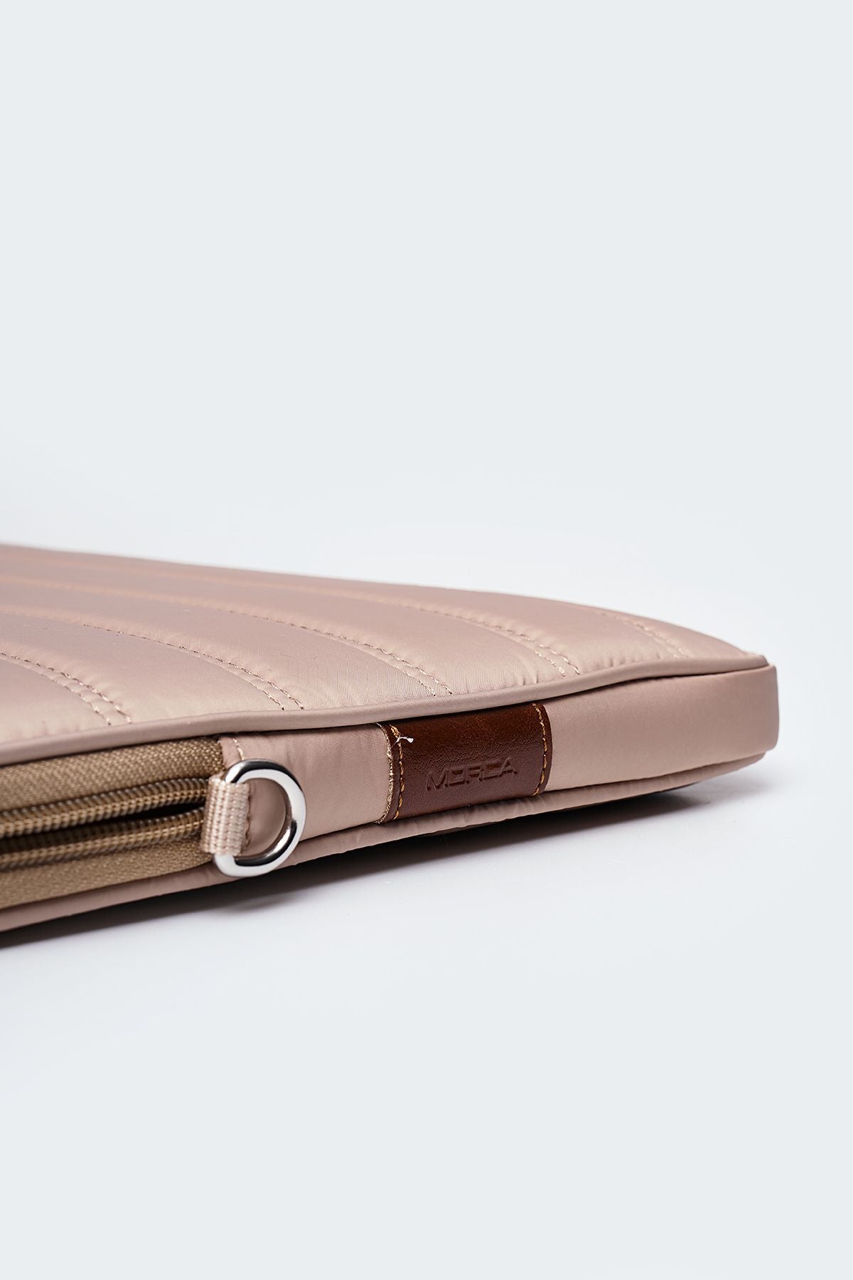 Su Geçirmez Kumaş Laptop Kılıfı 15.6" ve 16" Inç Vizon