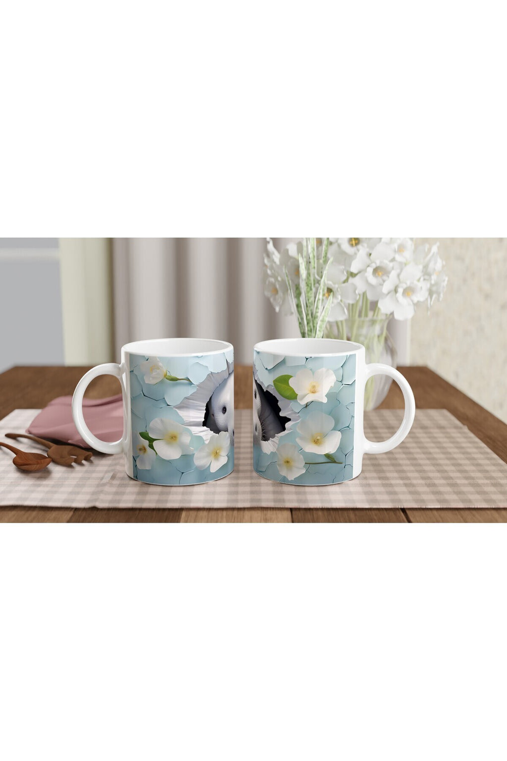 Çiçekler Arasında Meraklı Deniz İneği Temalı Baskılı Kupa Bardak