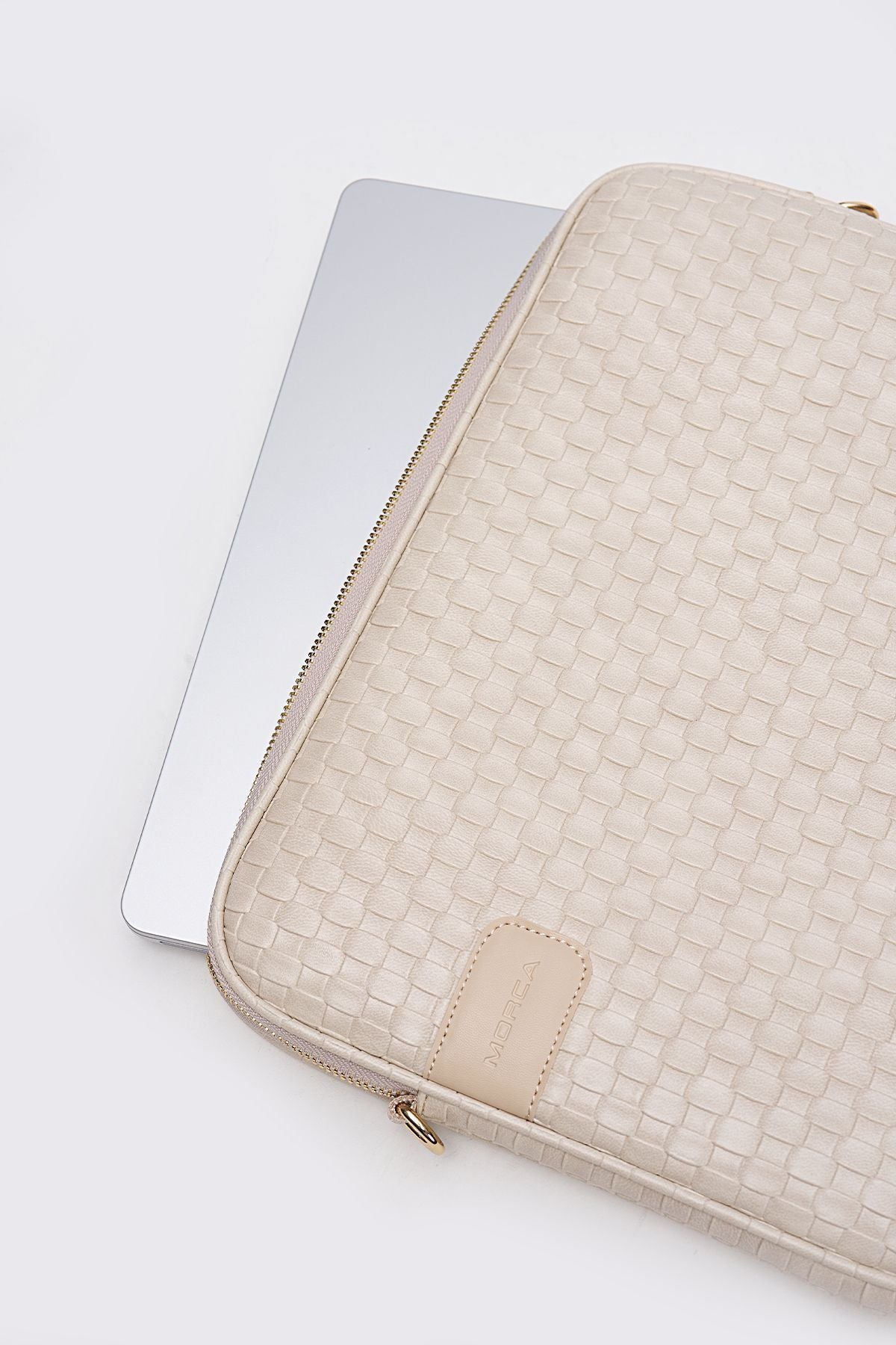 Macbook Air Pro 13.3 ve 14 İnç Hasır Bej Laptop Kılıfı Şık Tasarım