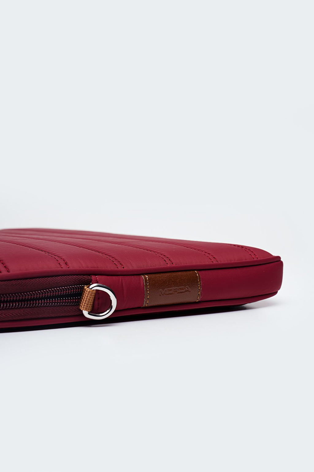 Su Geçirmez Kumaş Laptop Kılıfı 15.6" ve 16" Inç Bordo