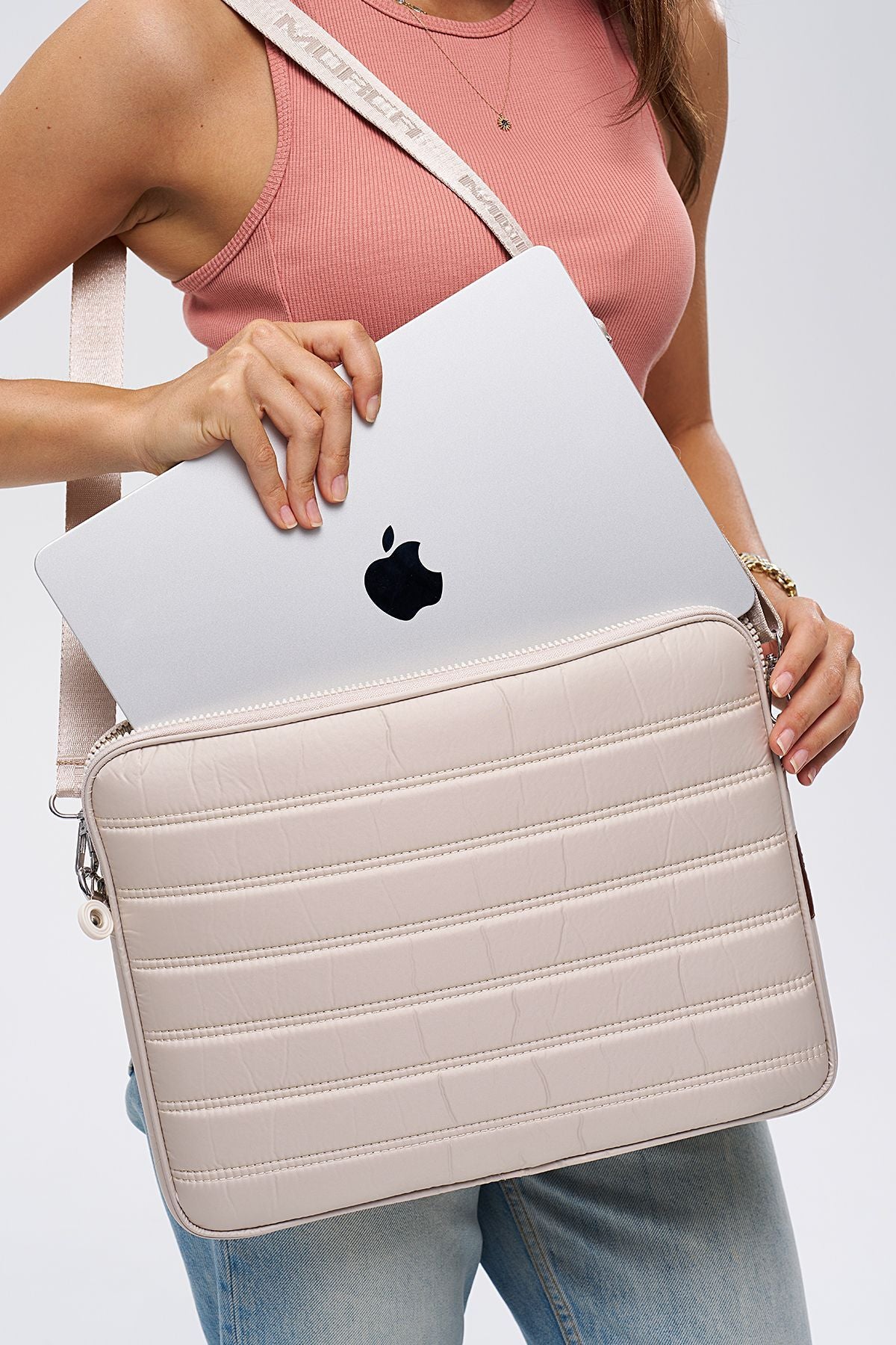 Macbook Air/Pro 13" ve 14" Inç Su Geçirmez Laptop Kılıfı Bej