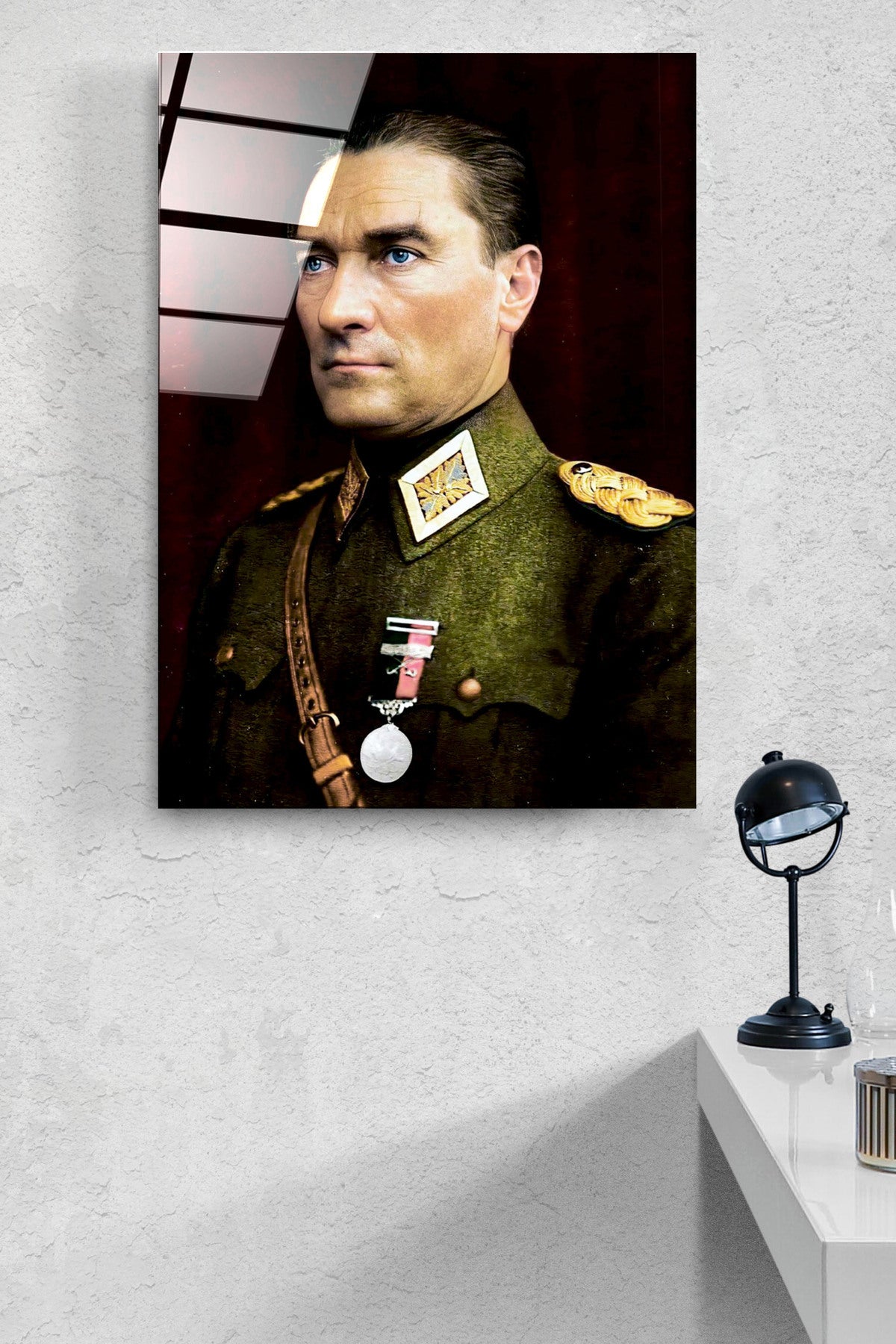 Dekoratif Atatürk Dekoratif Cam Tablo (70 x 105)